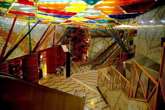 Estación Olalas en Lisboa. Imagen vía skyscrapercity.com
