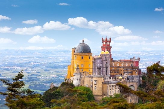 01 palace-da-pena-sintra-lisboa-portugal-best-castles-in-europe